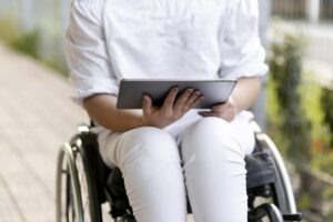 Qual a relação entre tecnologia e acessibilidade digital?