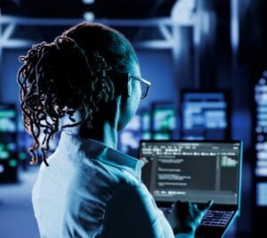 17 materiais de TI gratuitos para quem precisa se atualizar em tecnologia